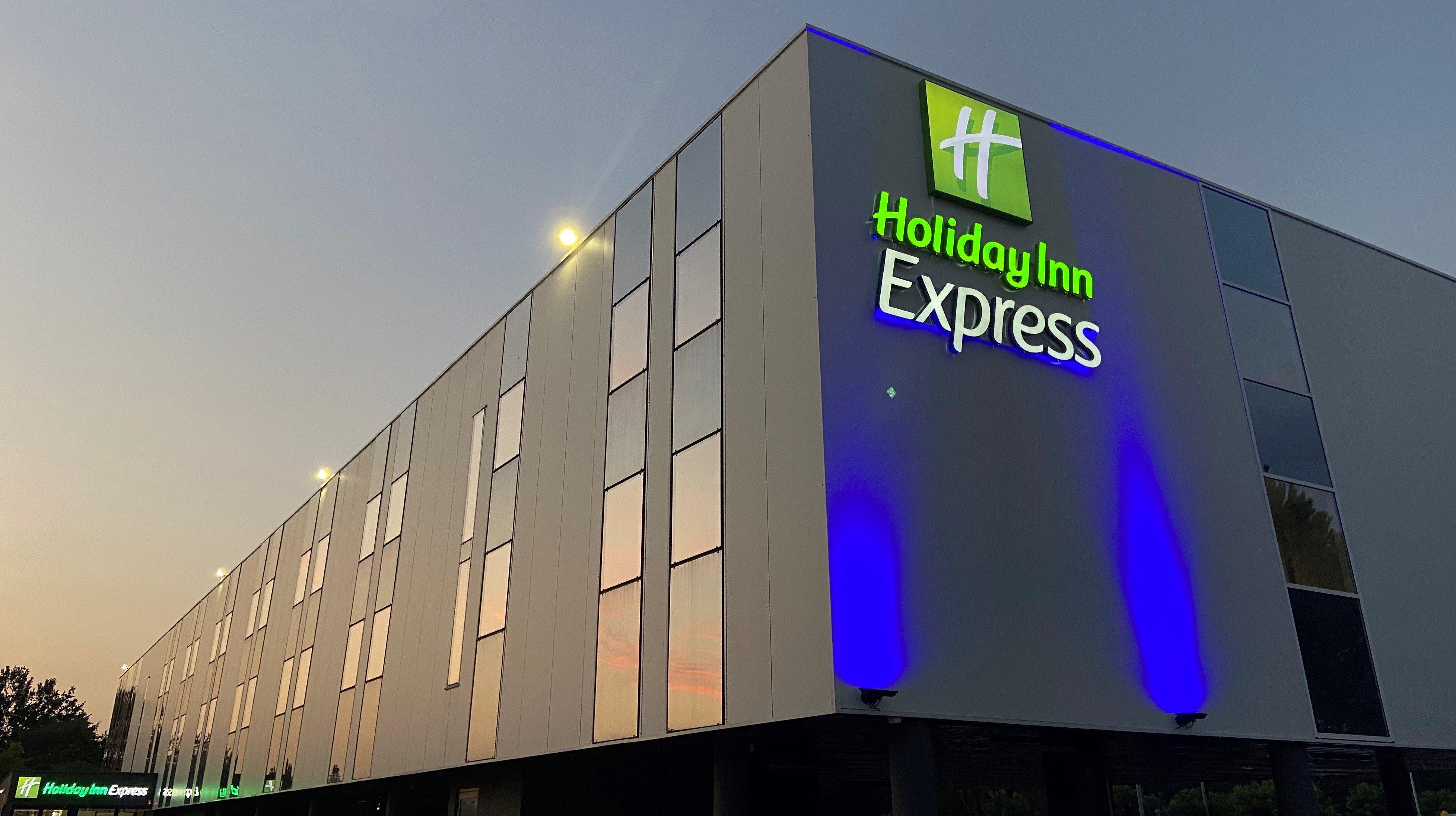 Holiday Inn Express - Arcachon - La Teste, An Ihg Hotel Exteriör bild